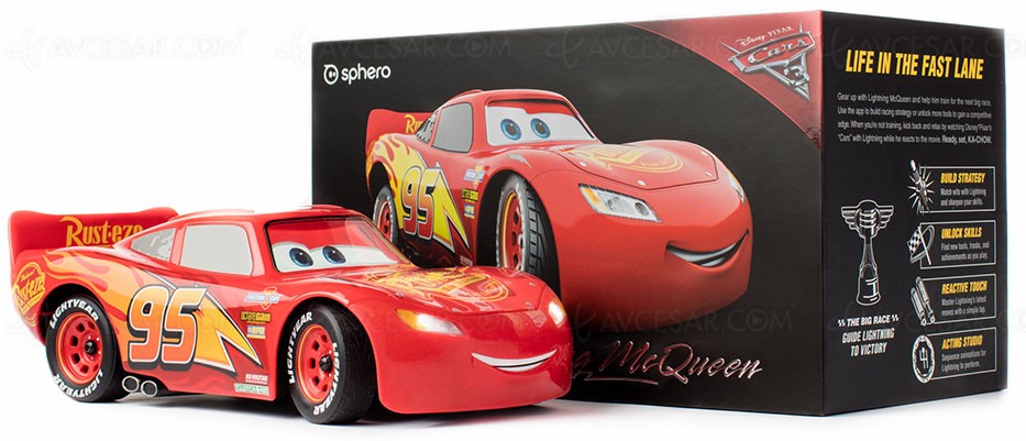 Voiture télécommandée Sphero Ultimate Lightning McQueen : le personnage  vedette de Cars 3 dans votre salon