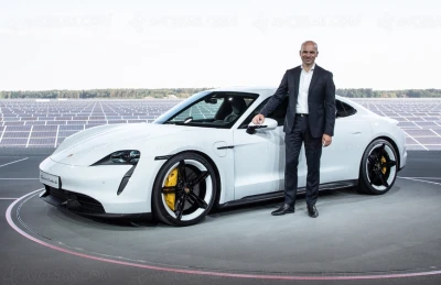 un-boss-de-porsche-pour-l-apple-car